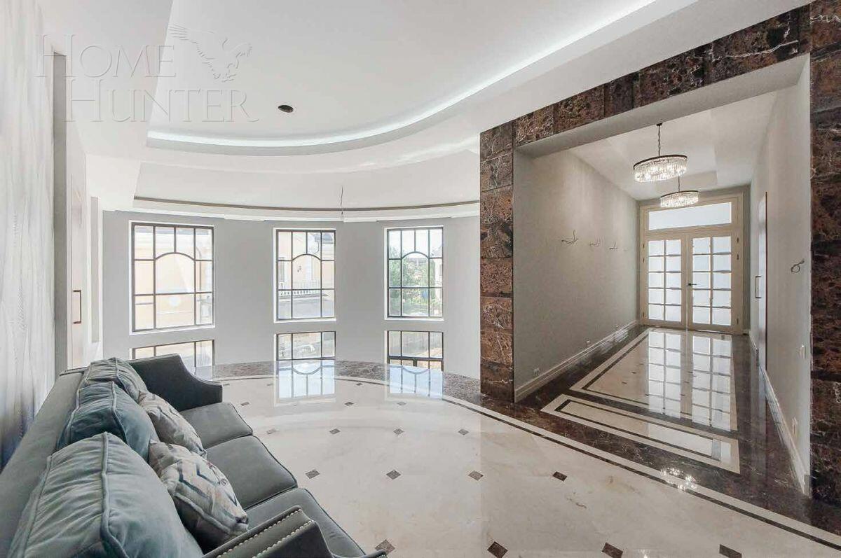 2-этажный коттедж 1 381 м² с отделкой