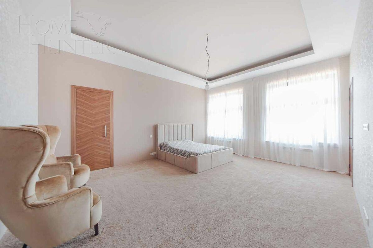 2-этажный коттедж 1 381 м² с отделкой