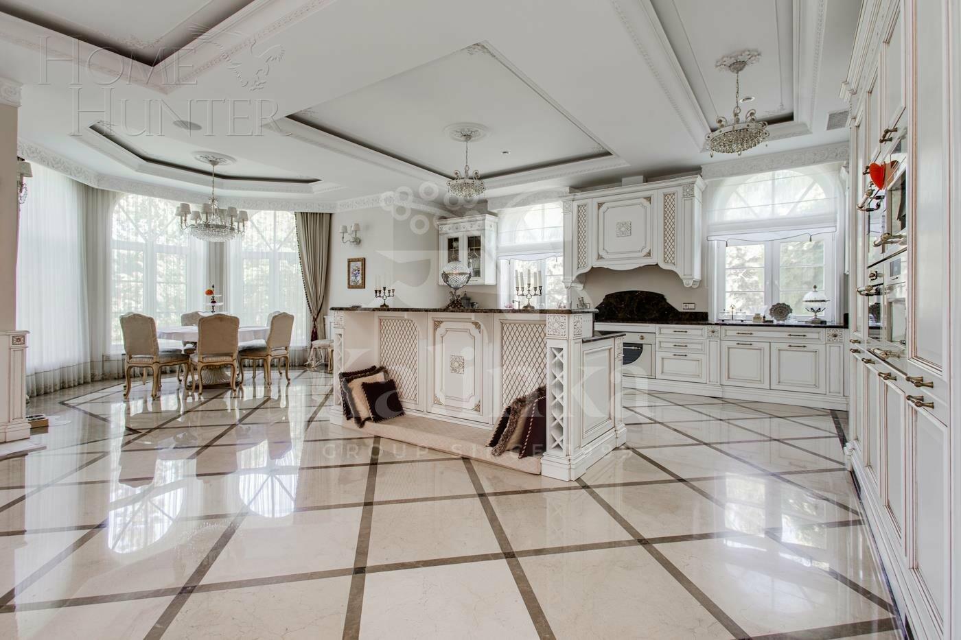 2-этажный коттедж 1 800 м² с отделкой