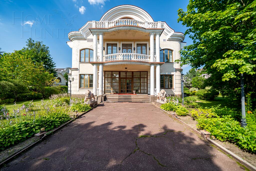 2-этажный коттедж 675 м² с отделкой