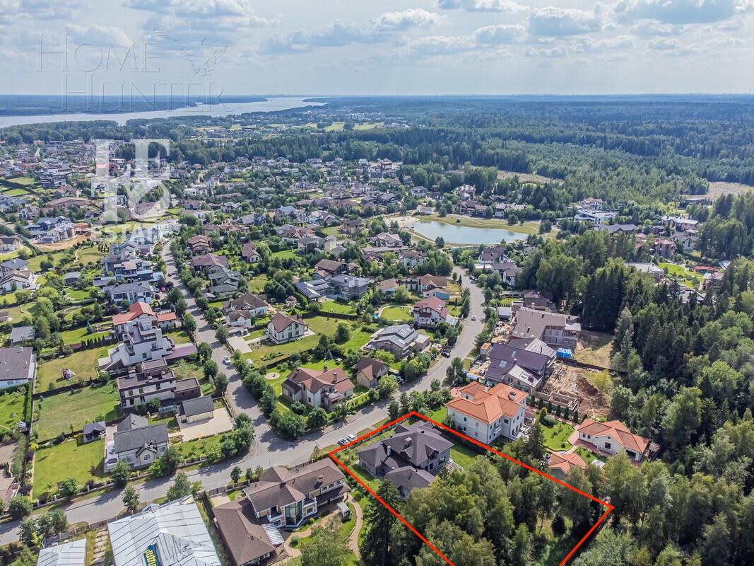 2-этажный коттедж 590 м² без отделки