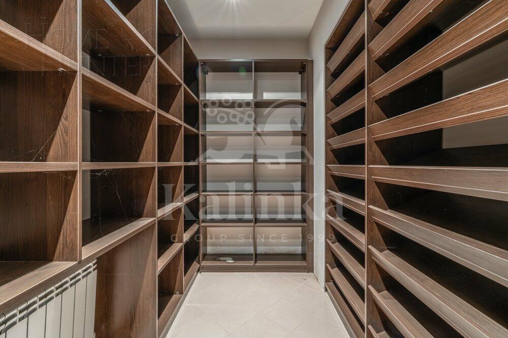 2-этажный коттедж 600 м² с отделкой