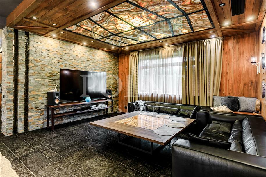 2-этажный коттедж 700 м² с отделкой