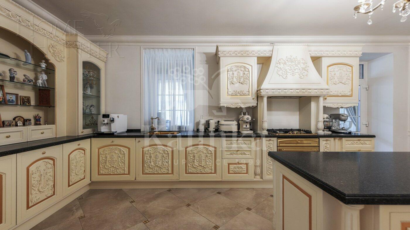 2-этажный коттедж 692 м² с отделкой
