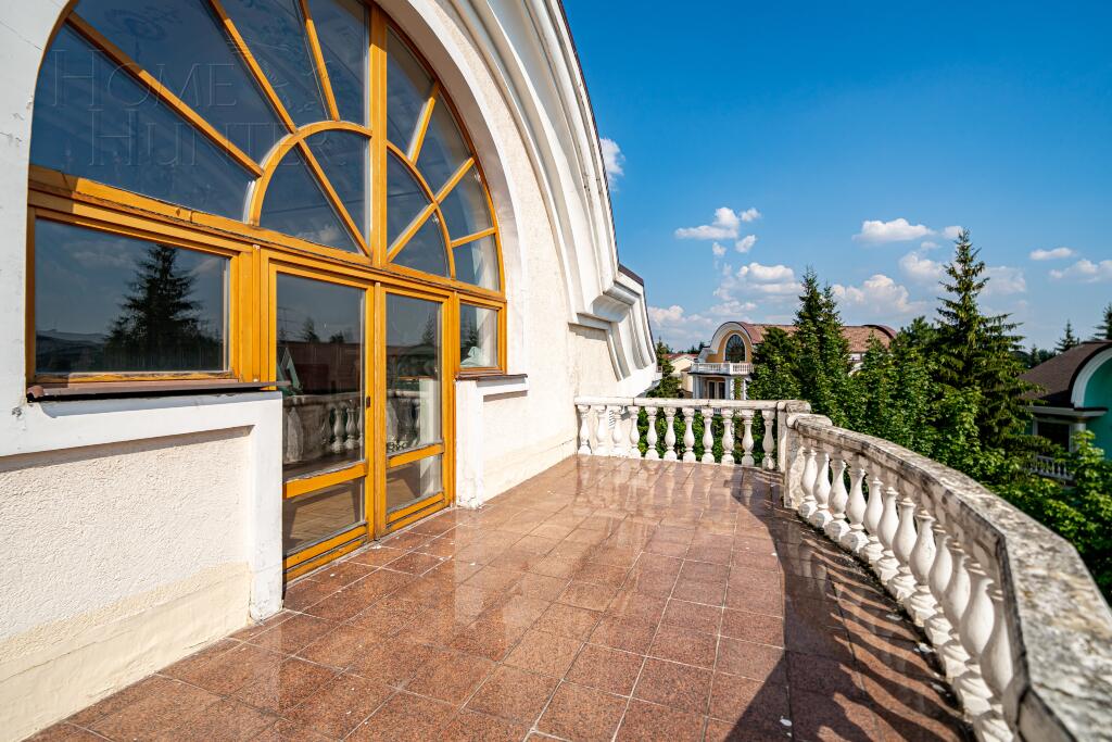 2-этажный коттедж 675 м² с отделкой