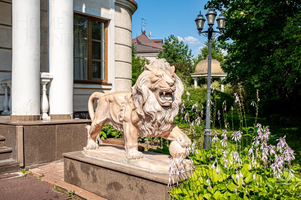 2-этажный коттедж 675 м² с отделкой