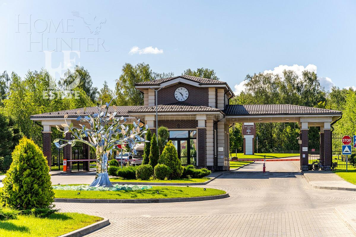 2-этажный коттедж 241 м² с отделкой