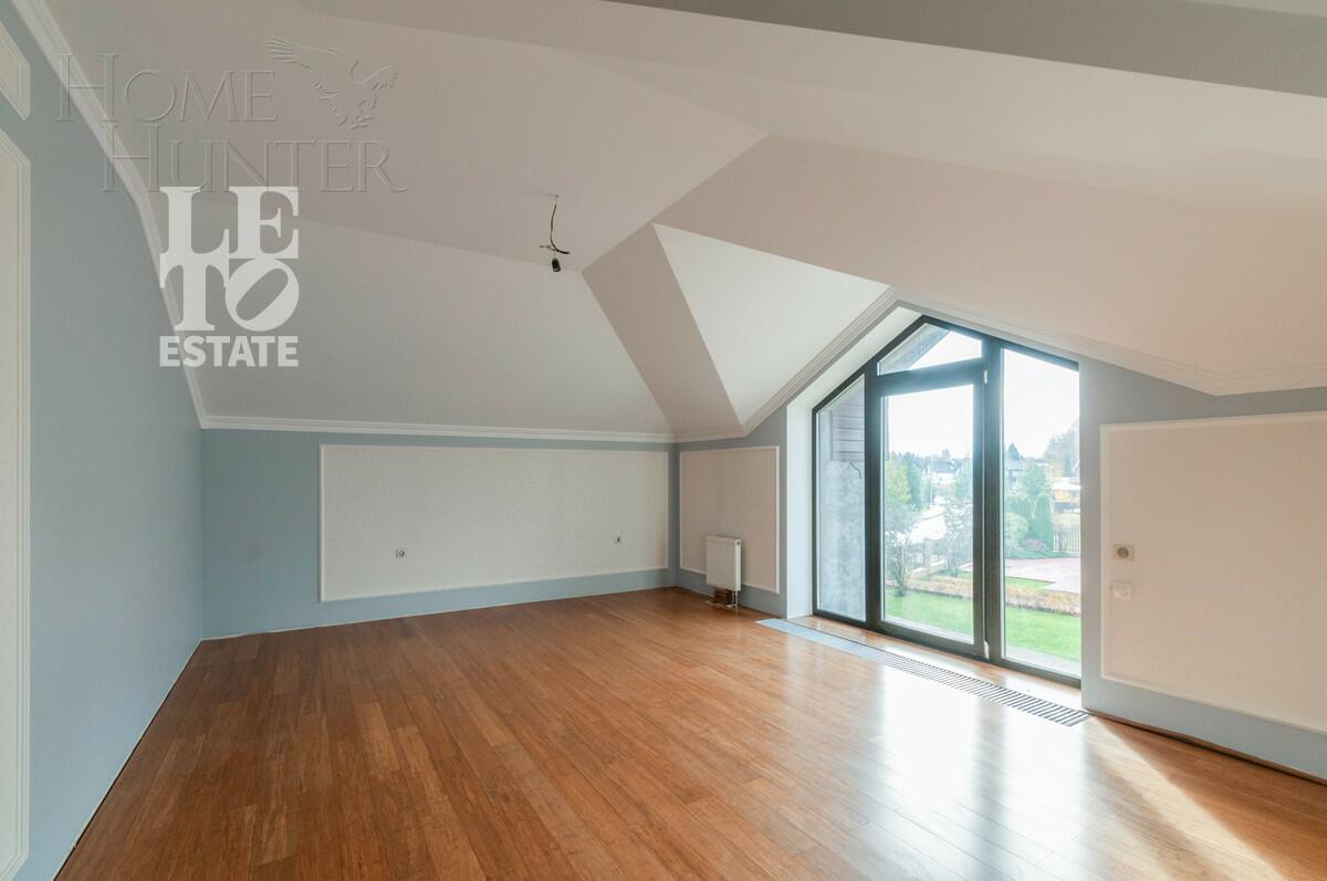 2-этажный коттедж 590 м² без отделки