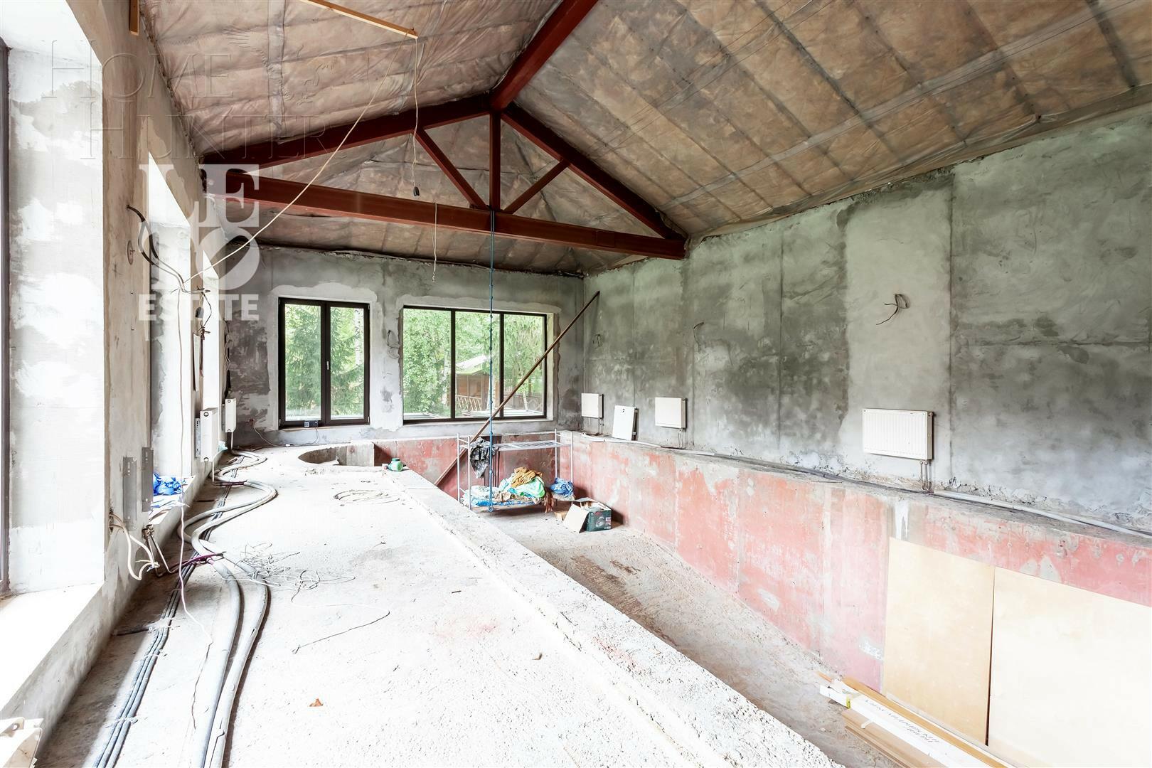 2-этажный коттедж 590 м² без отделки