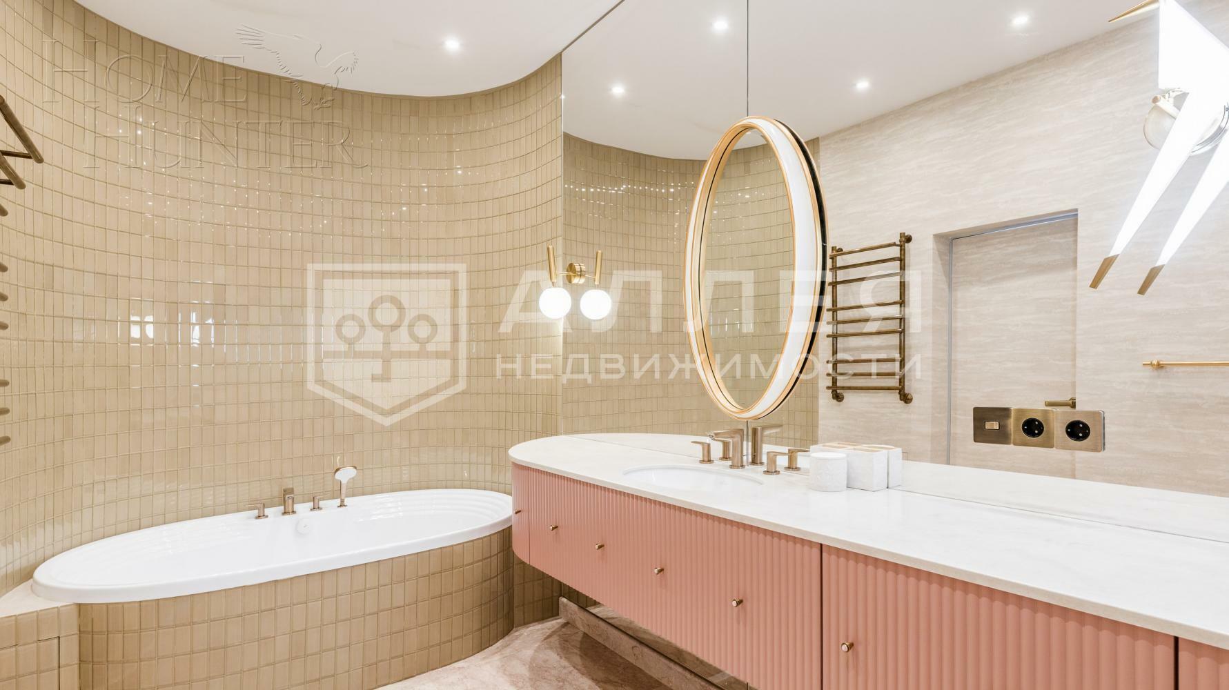 2-этажный коттедж 495 м² с отделкой