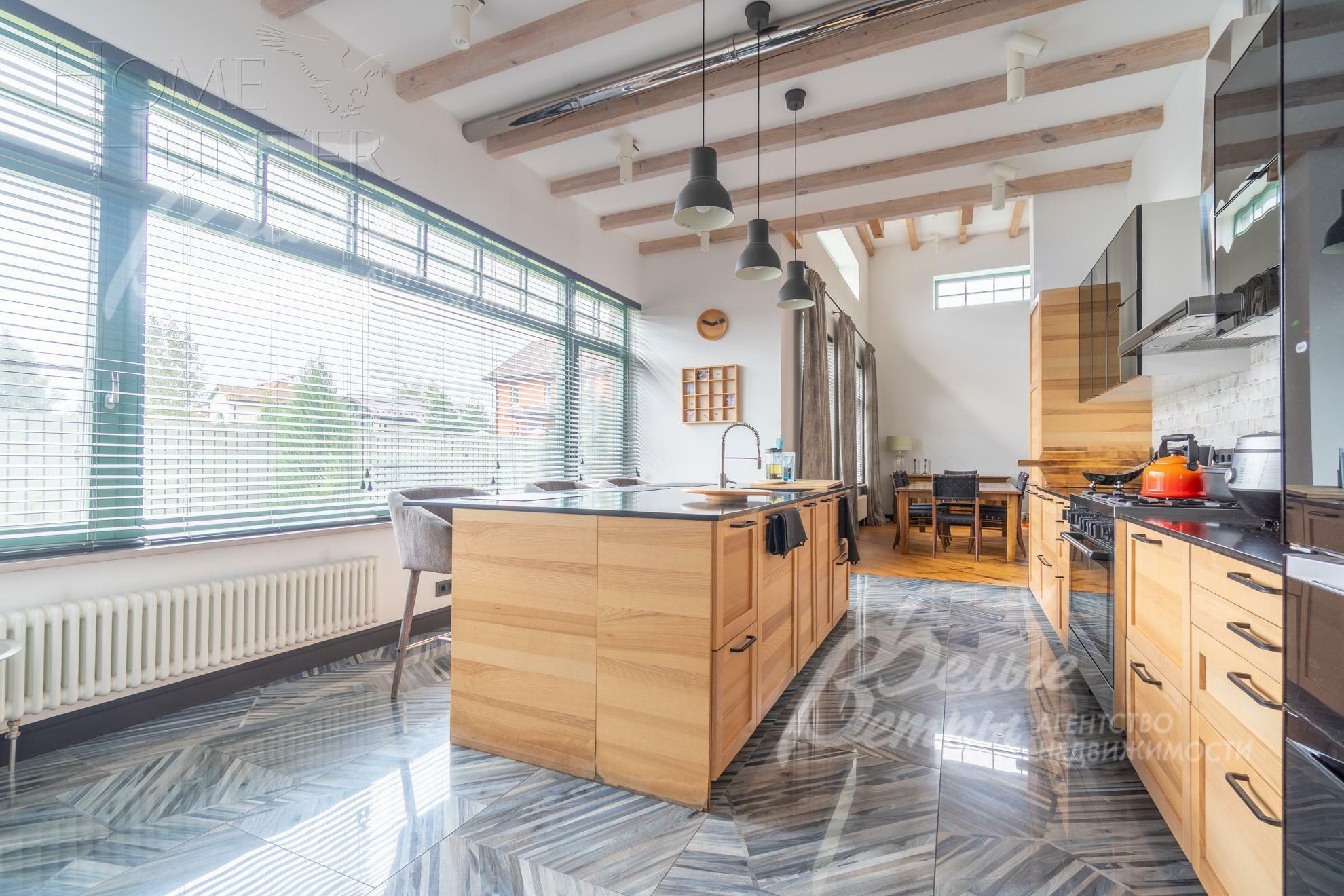 2-этажный коттедж 415 м² с отделкой