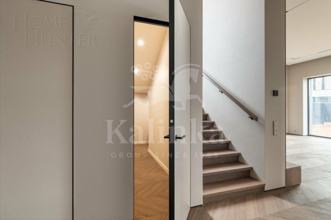 2-этажный коттедж 372 м² с отделкой