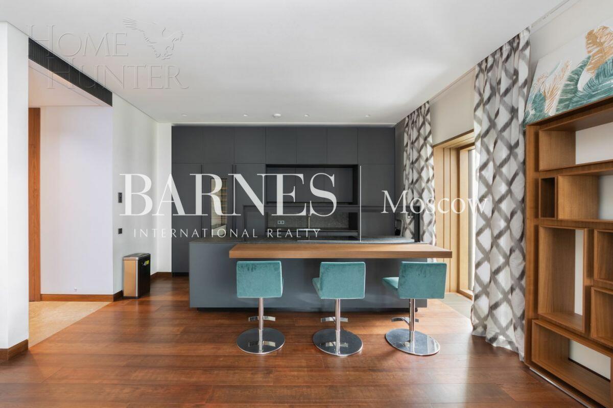 3-КОМН. КВАРТИРА С ОТДЕЛКОЙ 125 М² НА 4 ЭТАЖЕ