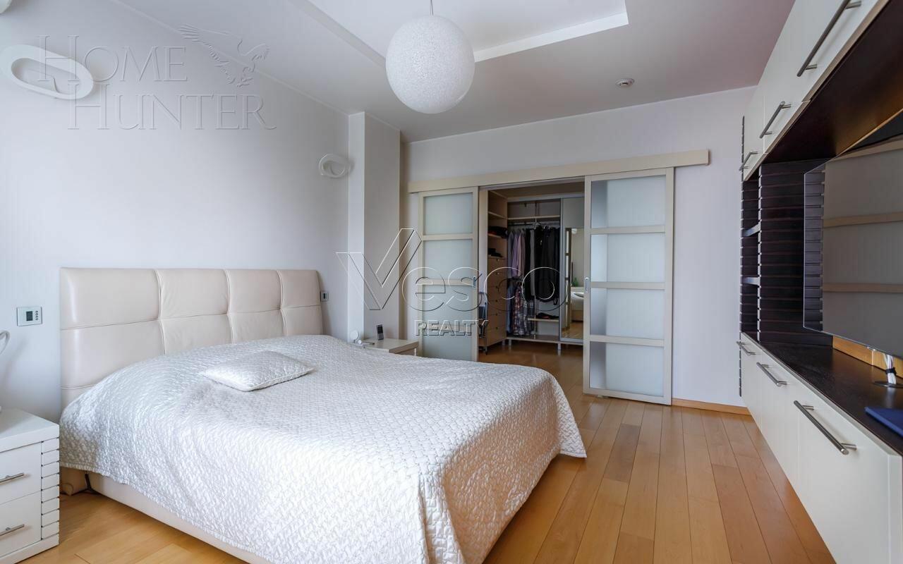 2-этажный коттедж 676 м² с отделкой