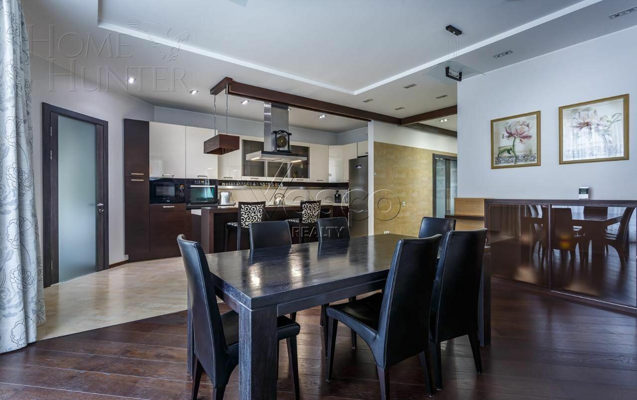 2-этажный коттедж 676 м² с отделкой