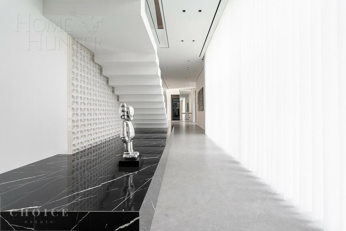 2-этажный коттедж 698 м² с отделкой