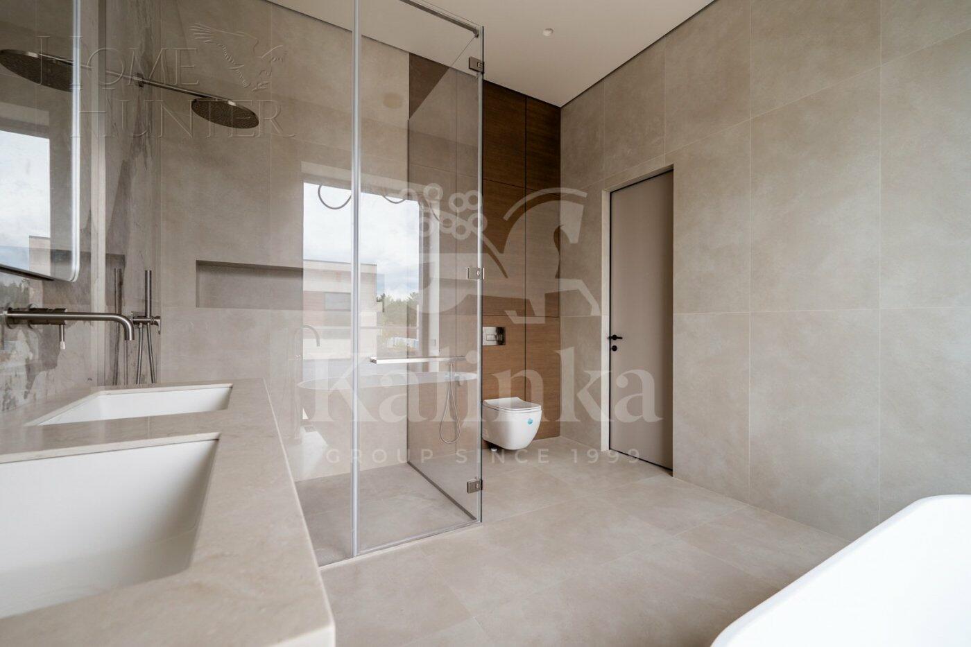 2-этажный коттедж 372 м² с отделкой