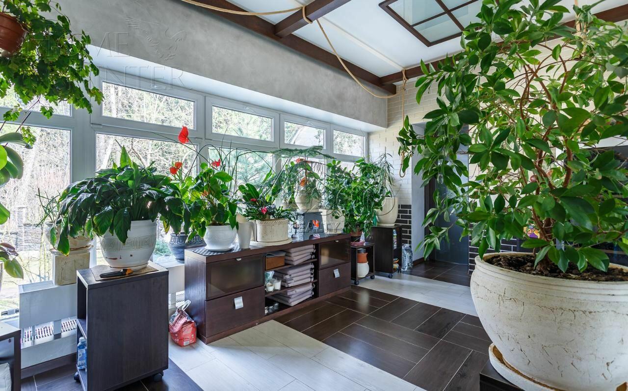 2-этажный коттедж 676 м² с отделкой