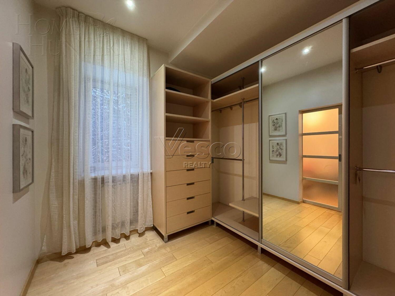 2-этажный коттедж 676 м² с отделкой