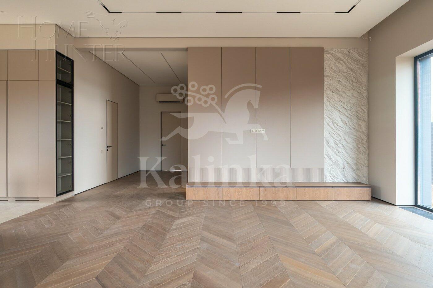 2-этажный коттедж 372 м² с отделкой