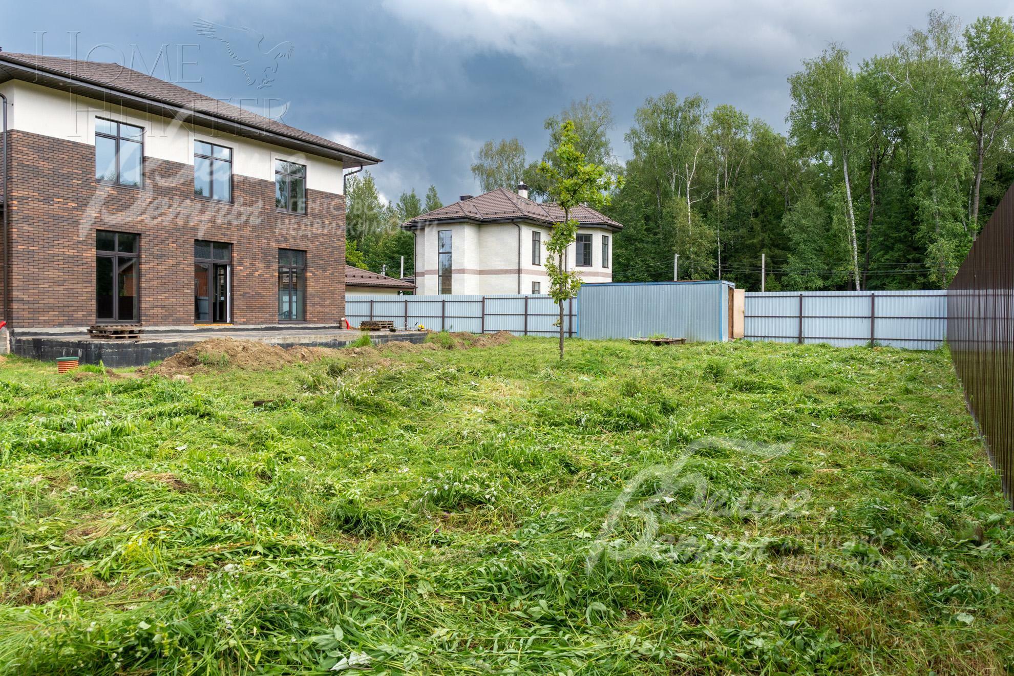 2-этажный коттедж 427.9 м² без отделки