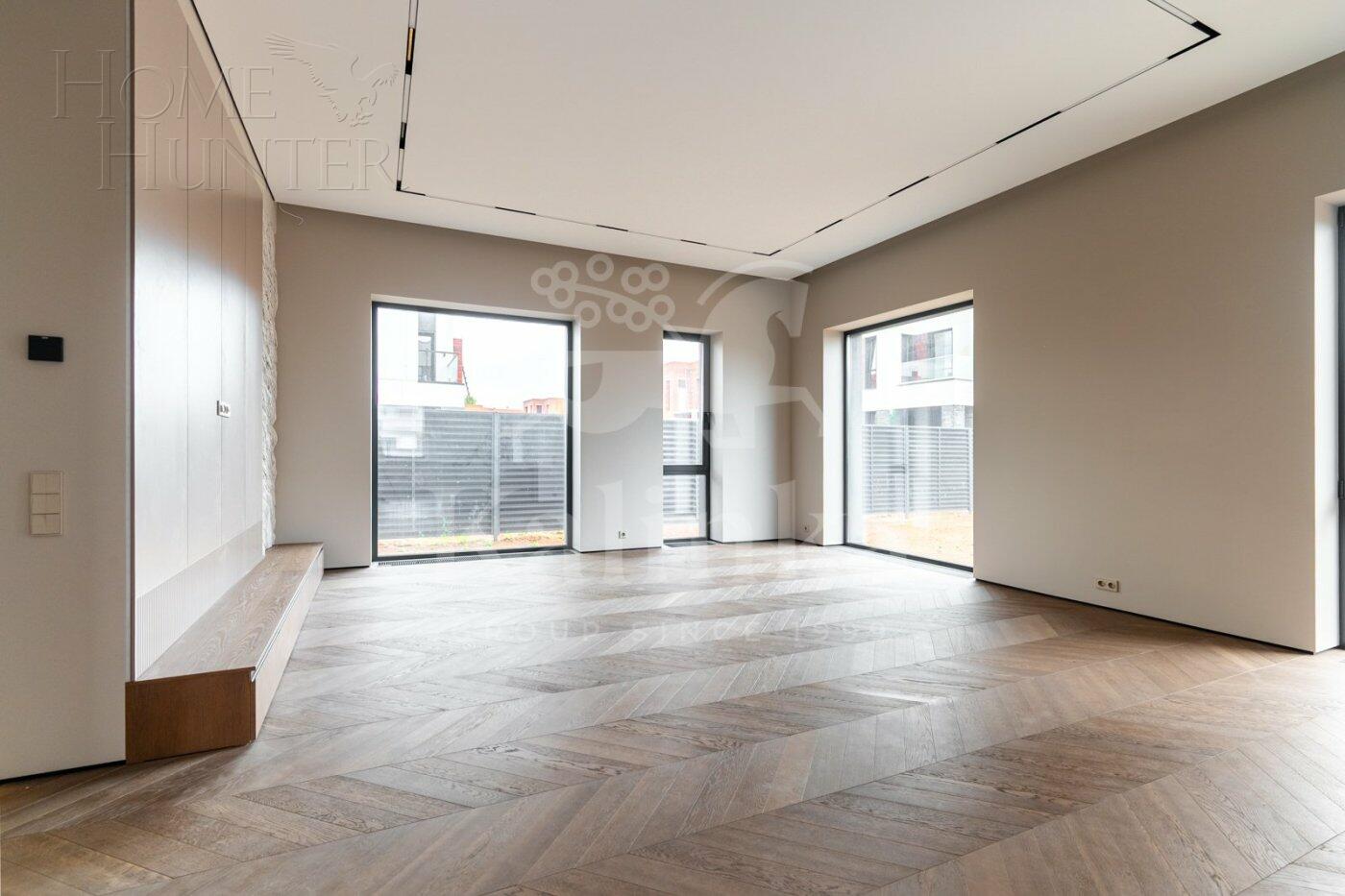 2-этажный коттедж 372 м² с отделкой