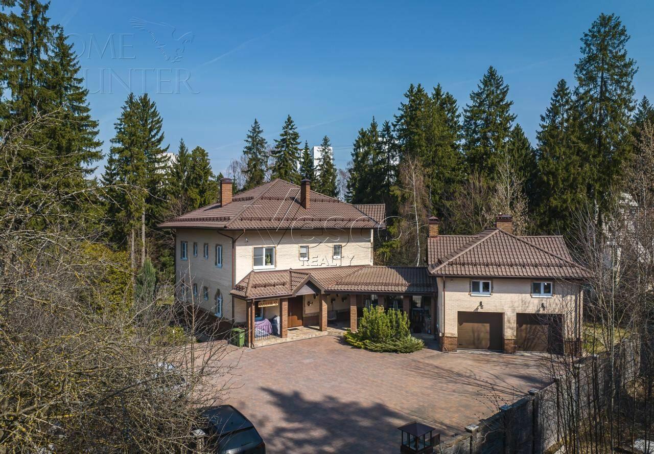 2-этажный коттедж 676 м² с отделкой