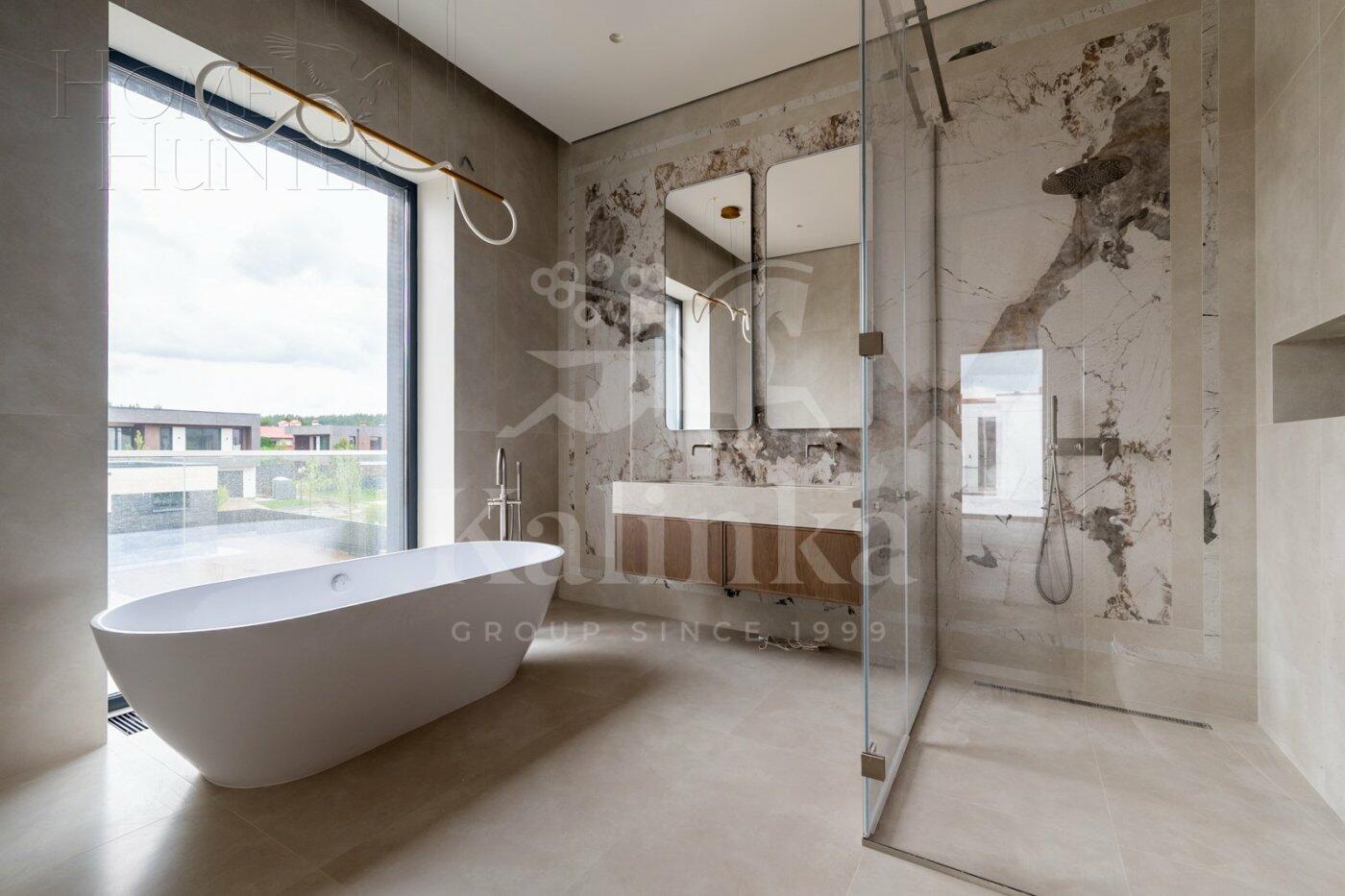 2-этажный коттедж 372 м² с отделкой