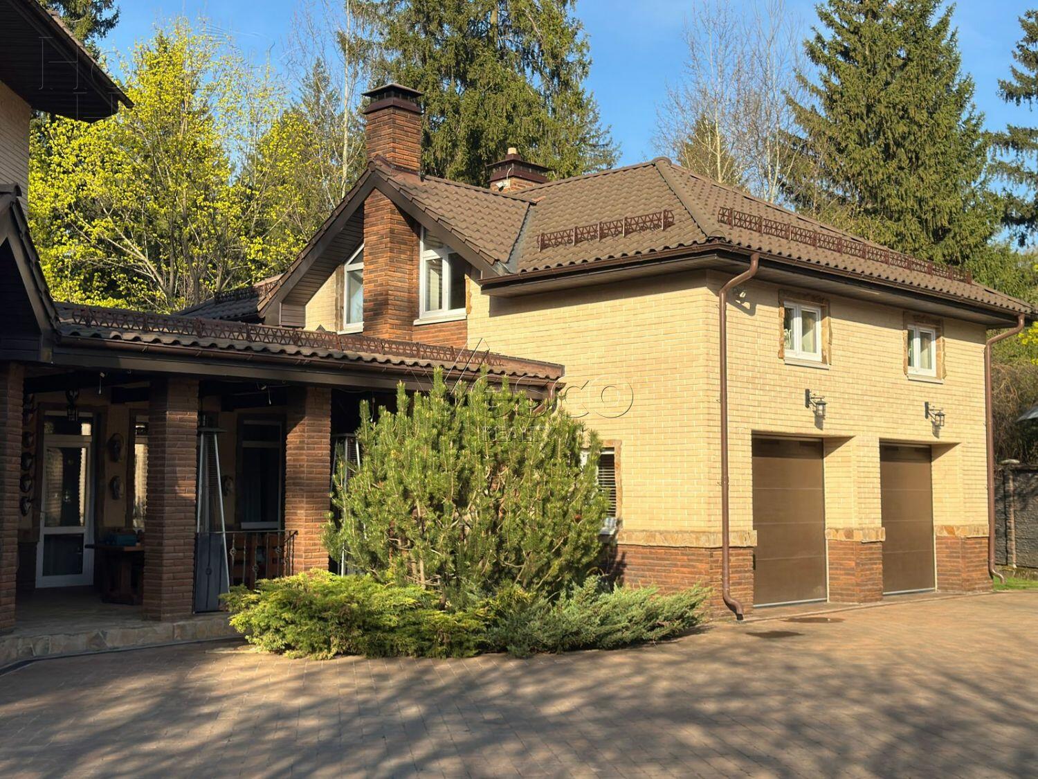 2-этажный коттедж 676 м² с отделкой