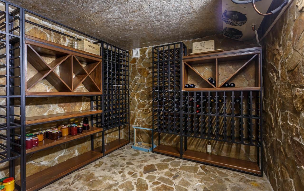 2-этажный коттедж 676 м² с отделкой