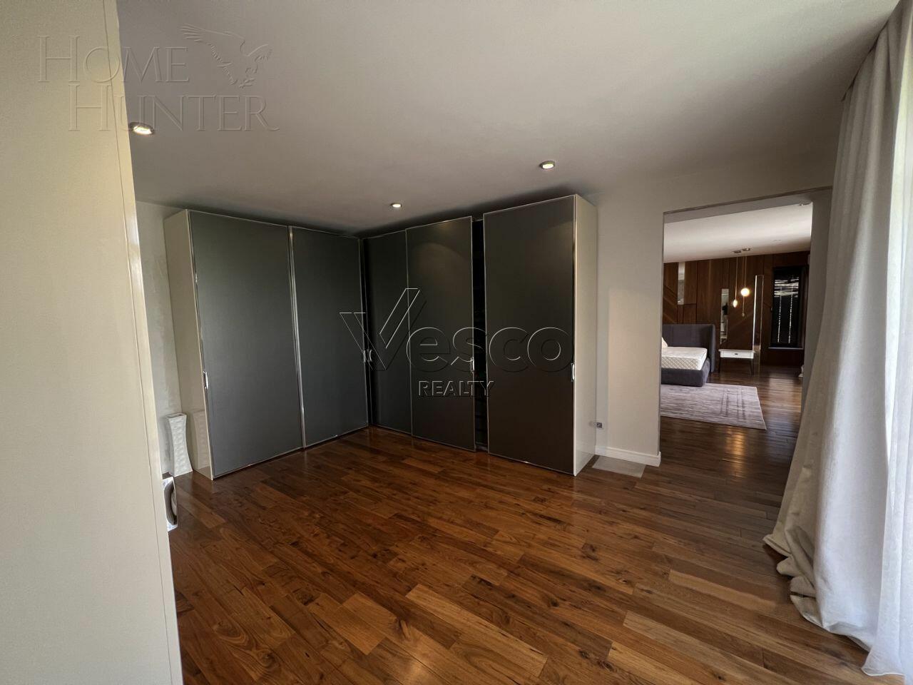 2-этажный коттедж 470 м² с отделкой