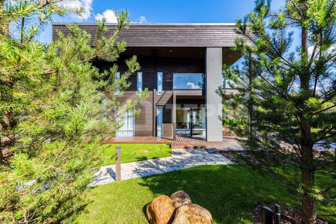 2-этажный коттедж 545 м² с отделкой