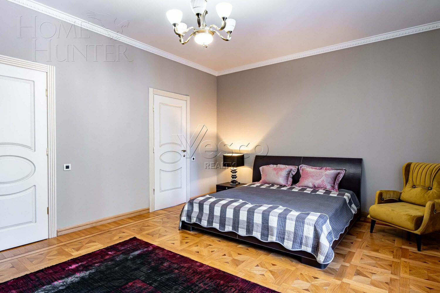 2-этажный коттедж 1 065 м² с отделкой