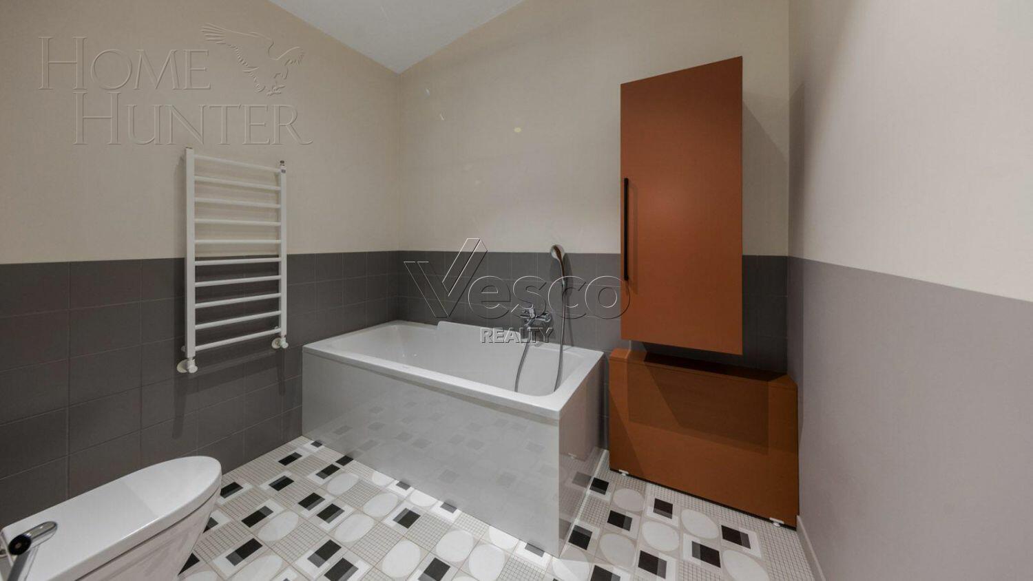 2-этажный коттедж 647 м² с отделкой