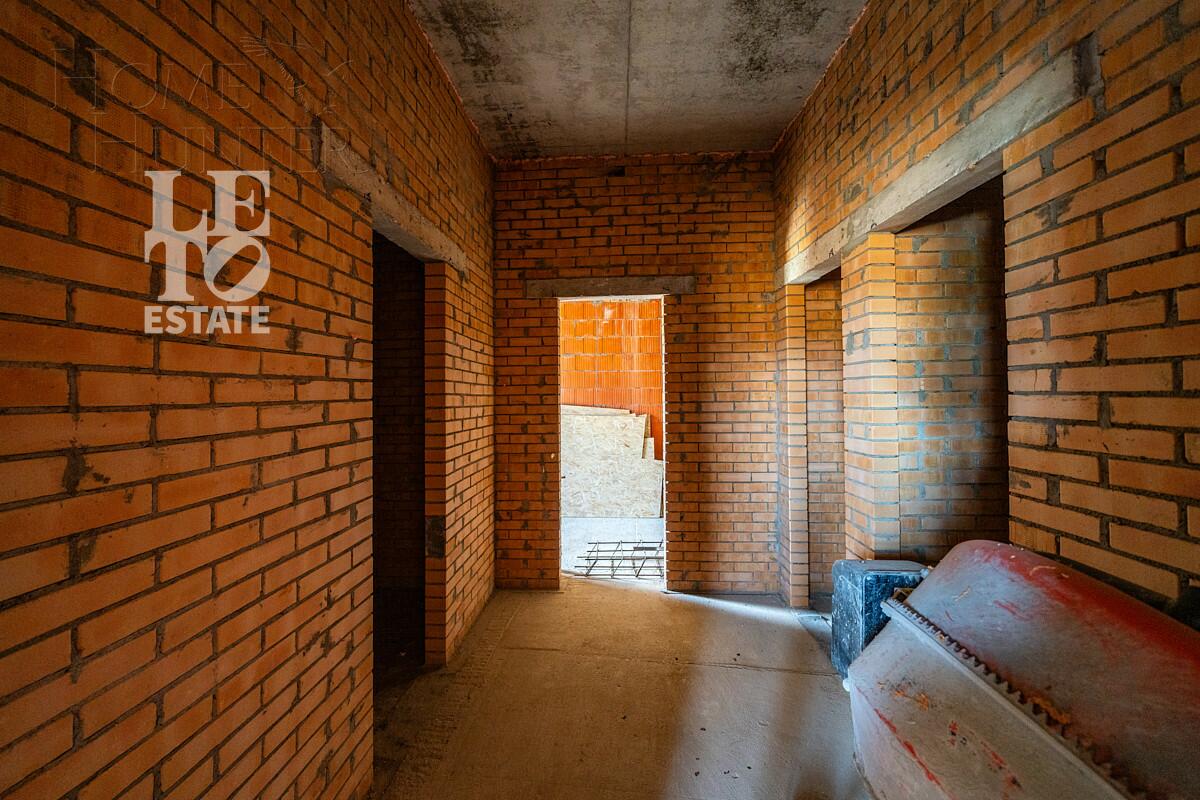 2-этажный коттедж 480 м² без отделки