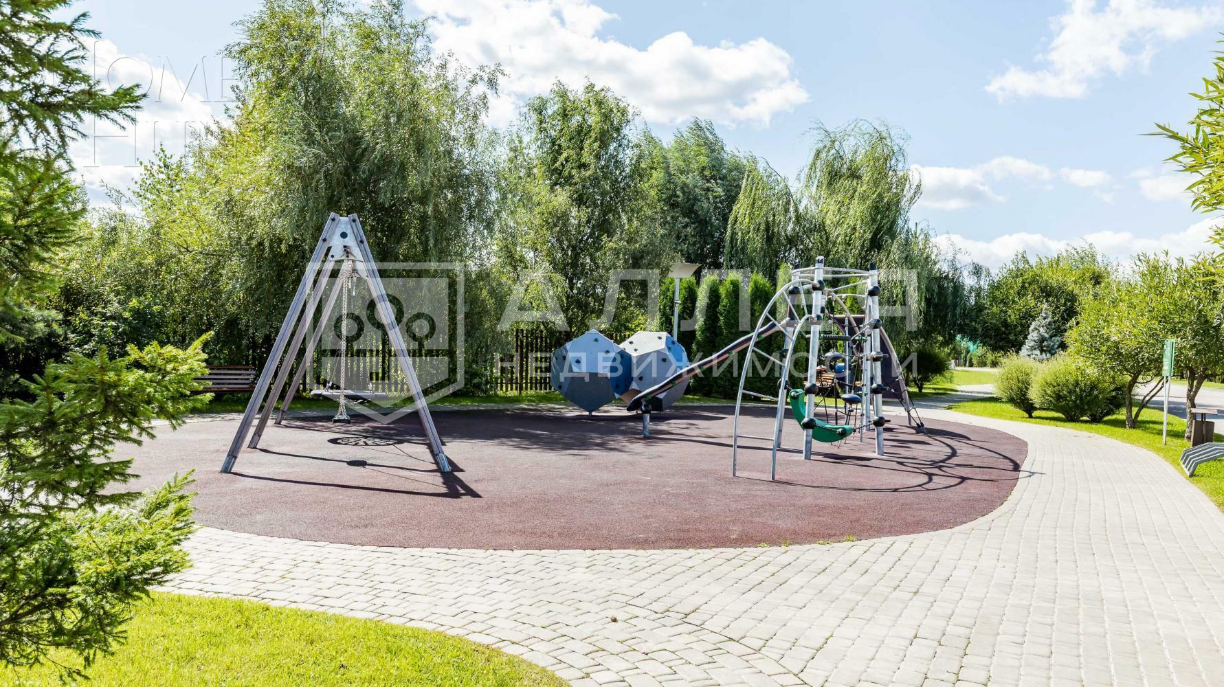 2-этажный коттедж 495 м² с отделкой