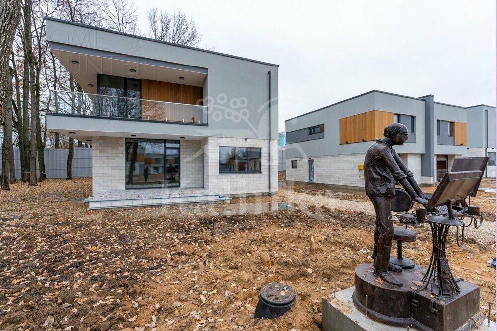 2-этажный коттедж 678 м² без отделки