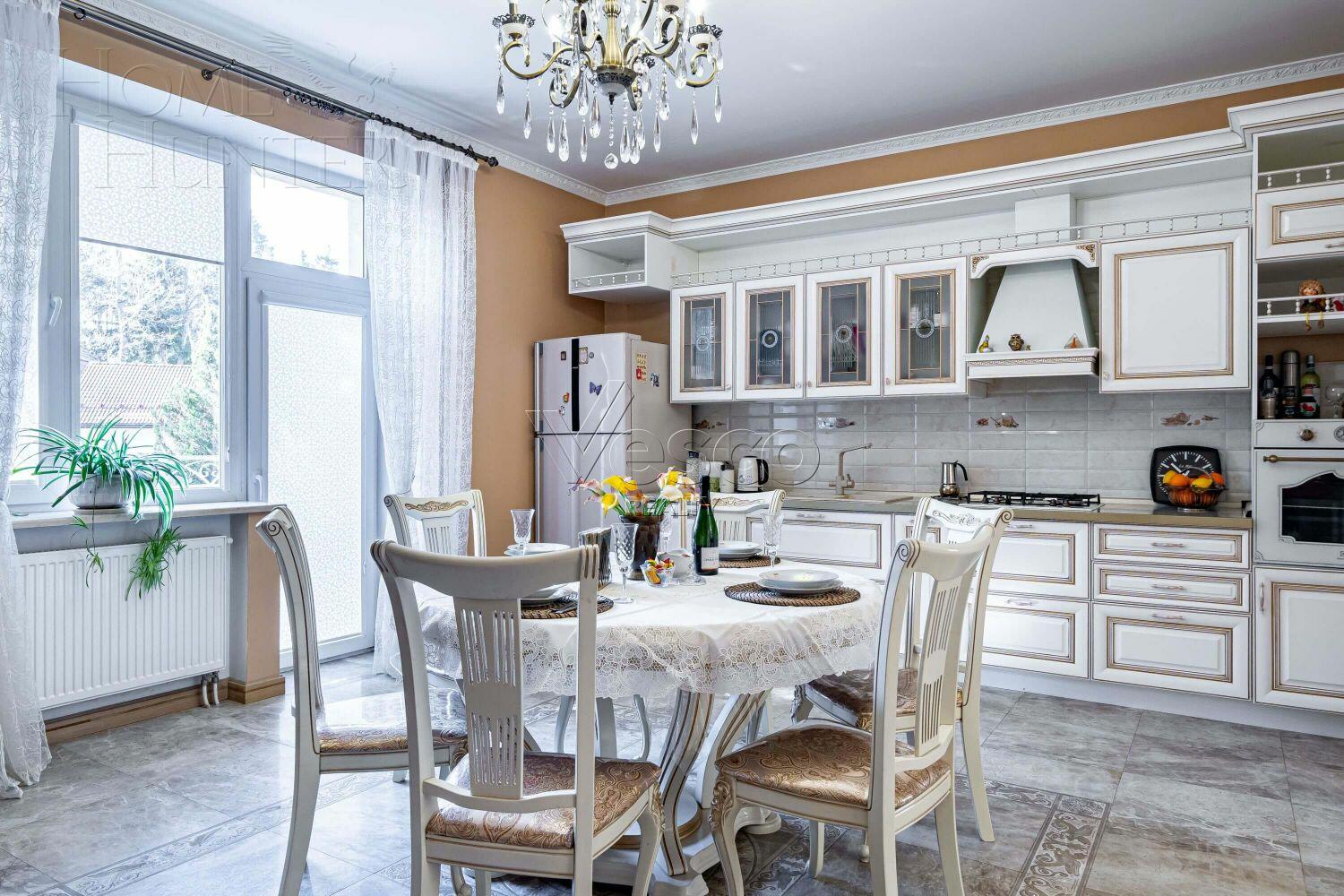 2-этажный коттедж 1 065 м² с отделкой