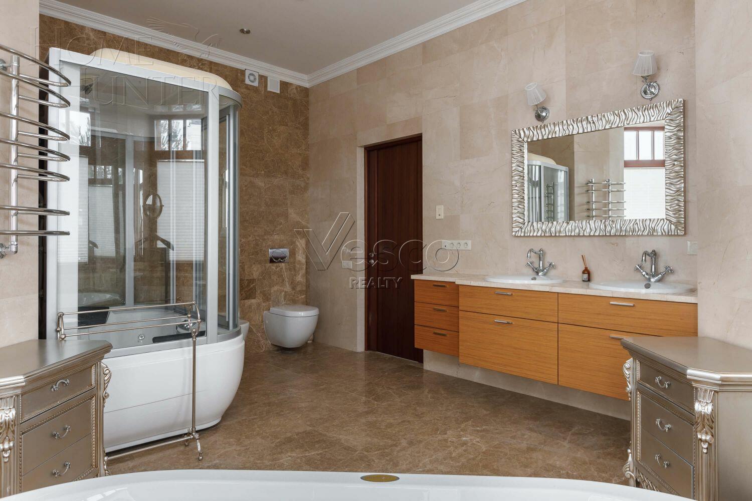 2-этажный коттедж 1 378 м² с отделкой