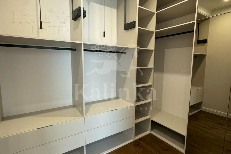 3-этажный таунхаус 240 м² с отделкой