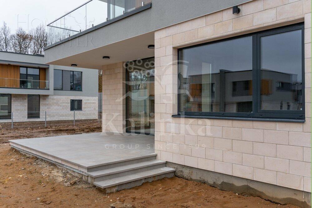 2-этажный коттедж 678 м² без отделки