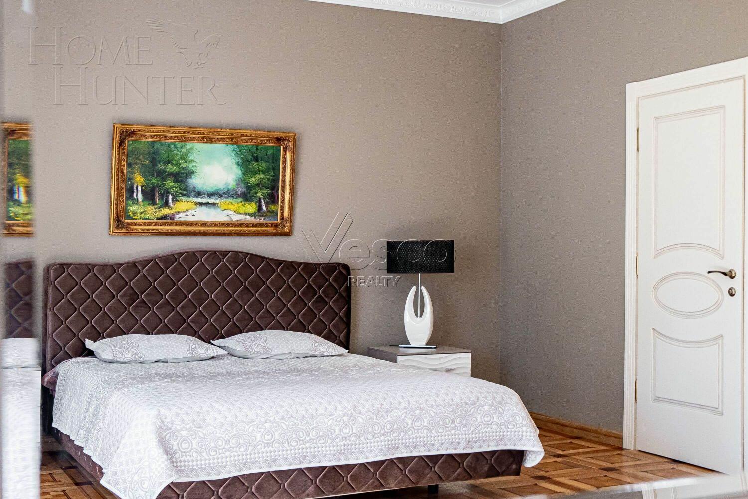 2-этажный коттедж 1 065 м² с отделкой