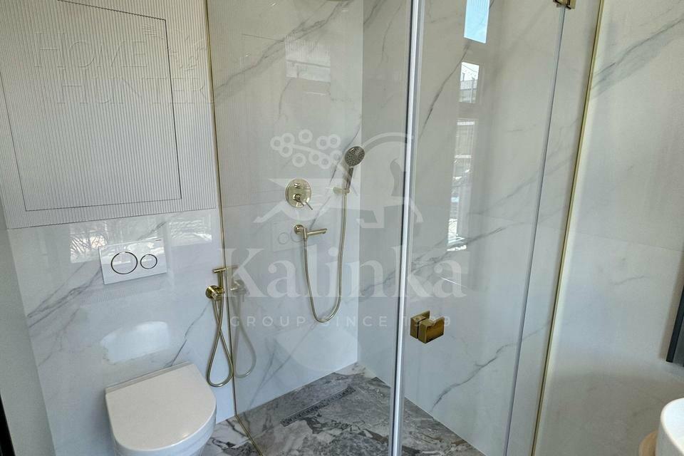 3-этажный таунхаус 240 м² с отделкой
