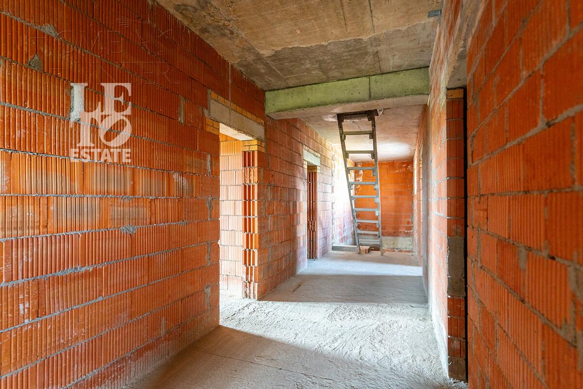 2-этажный коттедж 480 м² без отделки