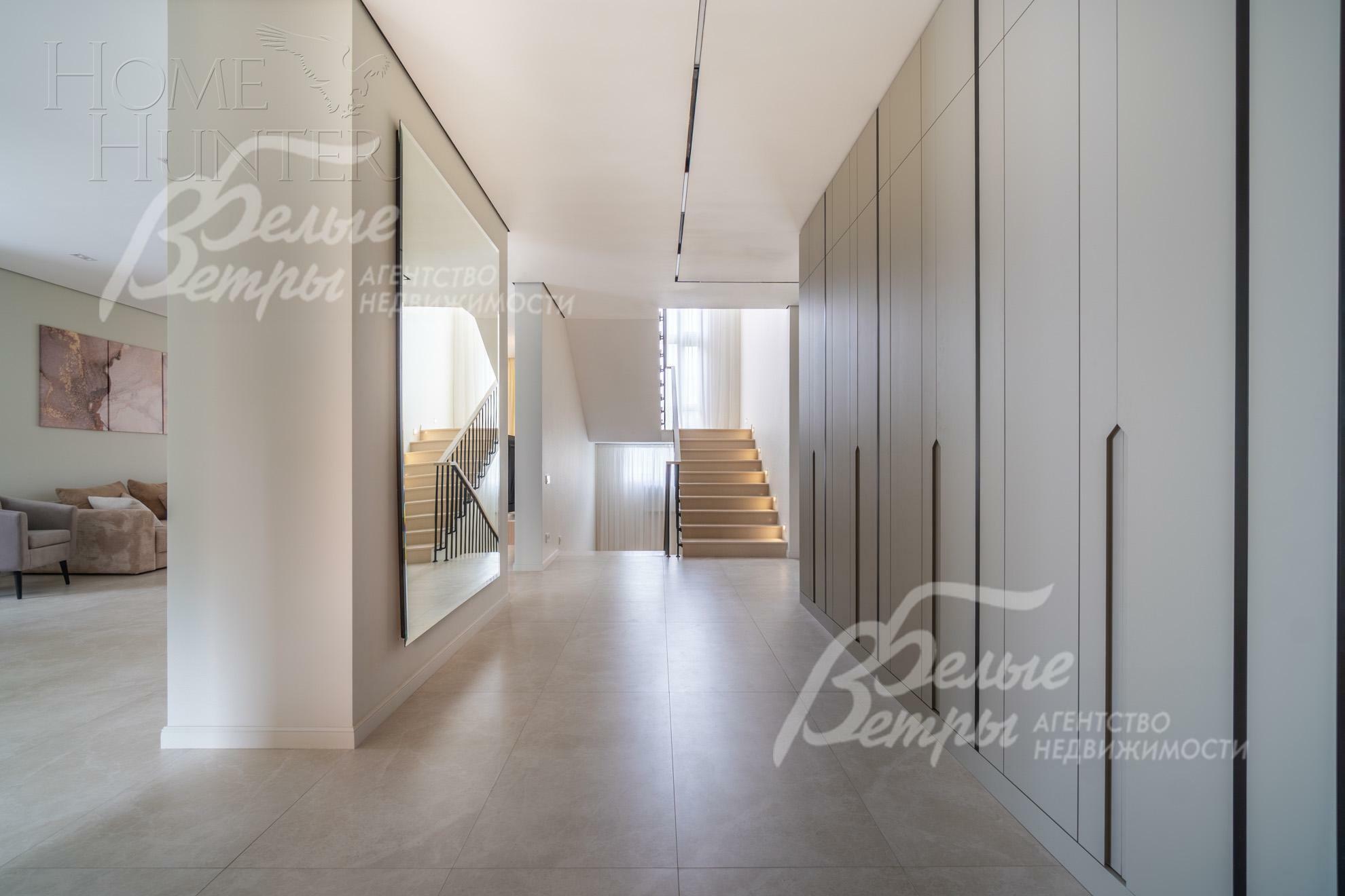 2-этажный таунхаус 435 м² с отделкой