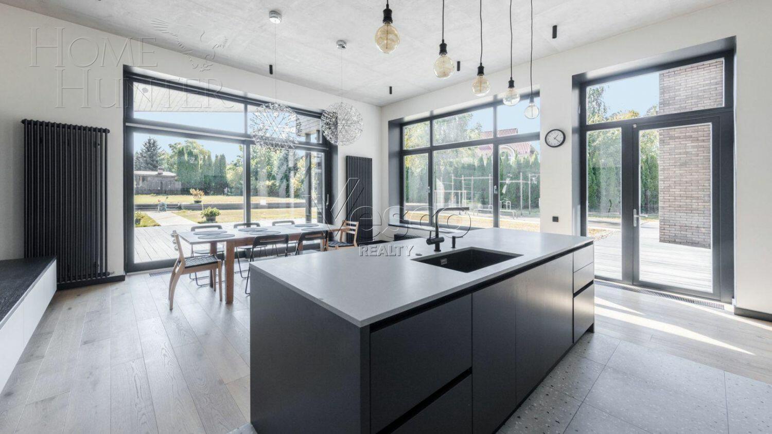 2-этажный коттедж 647 м² с отделкой