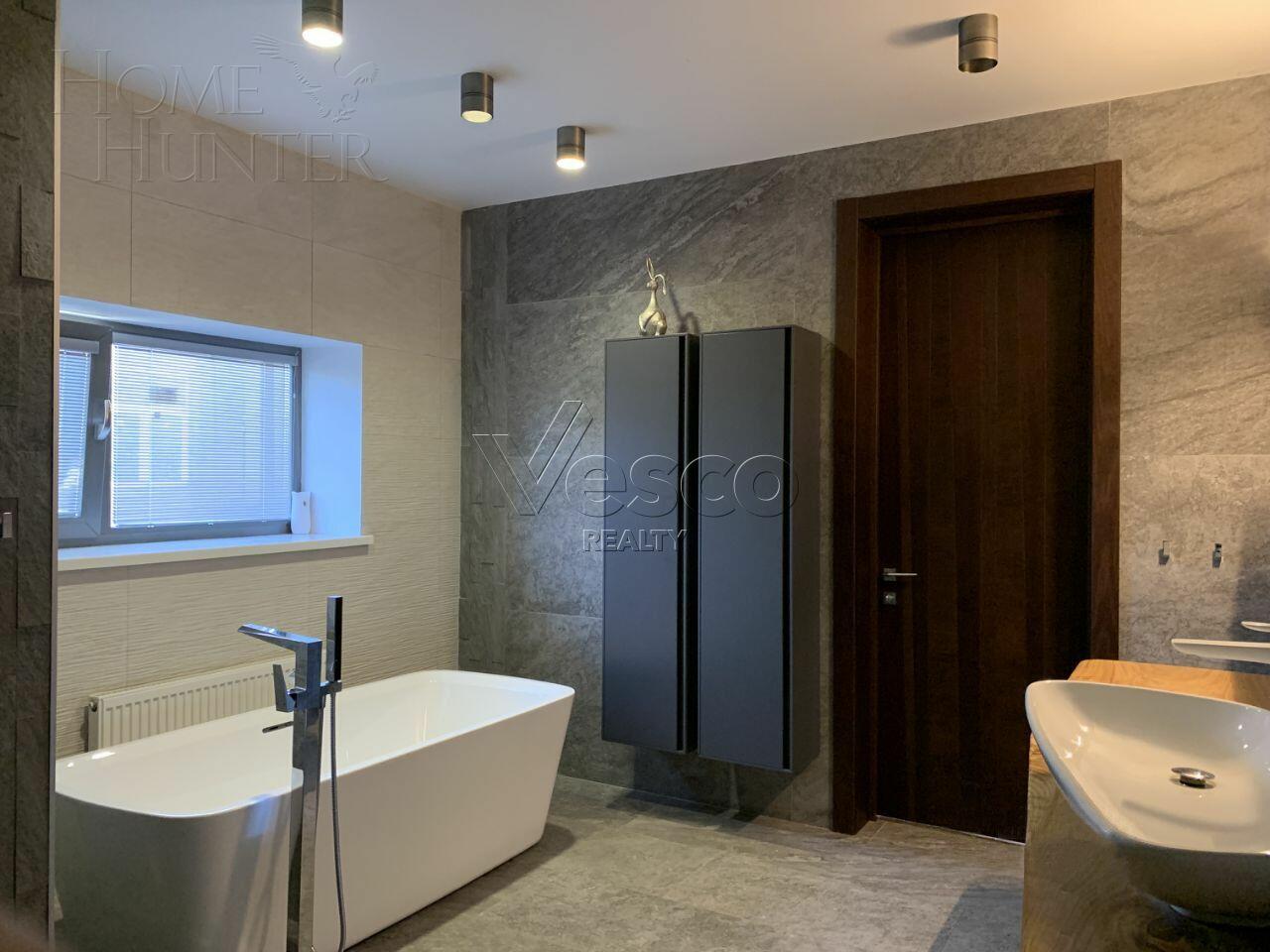 2-этажный коттедж 470 м² с отделкой