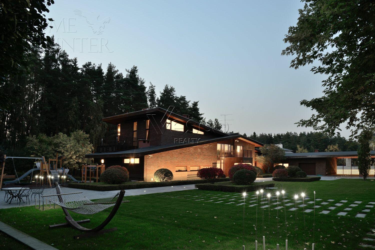 2-этажный коттедж 1 254 м² с отделкой