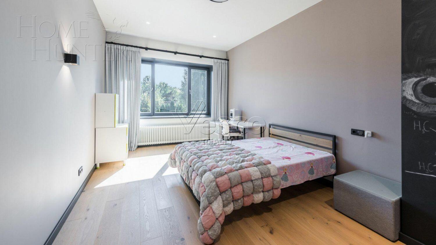 2-этажный коттедж 647 м² с отделкой