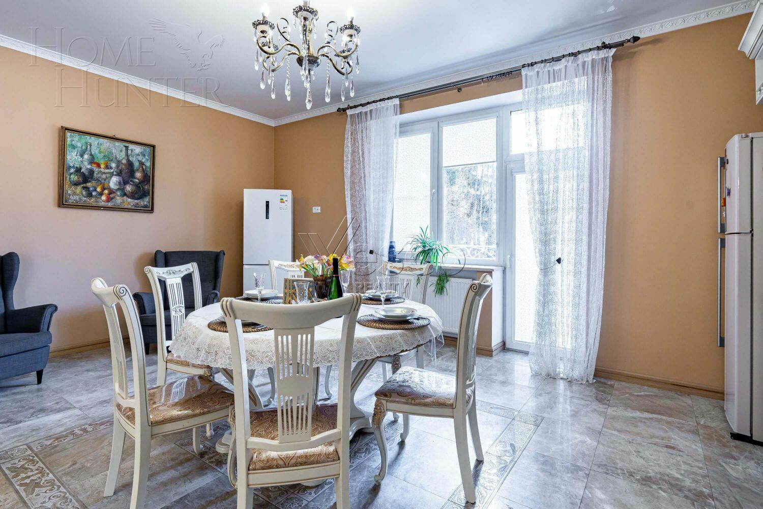 2-этажный коттедж 1 065 м² с отделкой